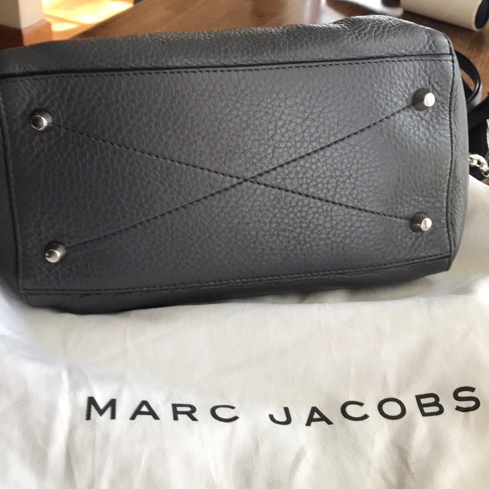 Marc Jacobs recruit Baulletto crossbody grey tote - Picture 3 of 8